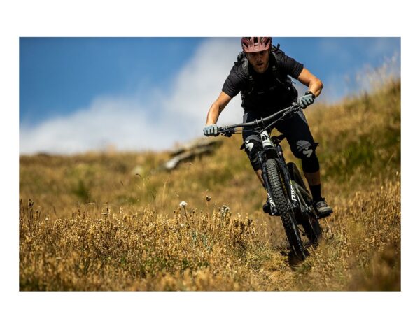 Santa Cruz Heckler CC MX S – Image 11