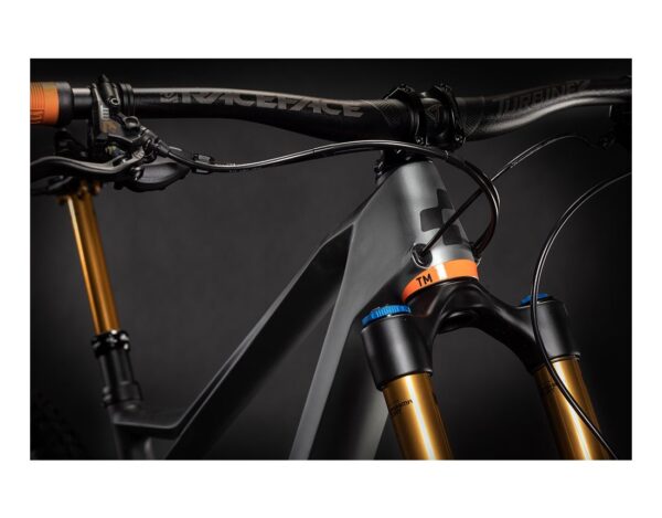 Cube Stereo 150 C:68 TM 29 gris clair et orange – Image 3
