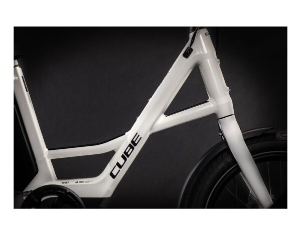 Cube Compact Hybride Sport blanc et noir – Image 4