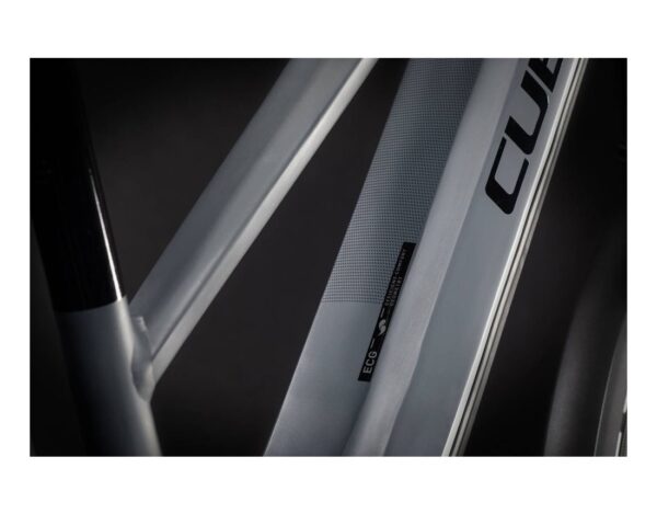 Cube Touring Hybrid ONE 625 gris et noir – Image 5