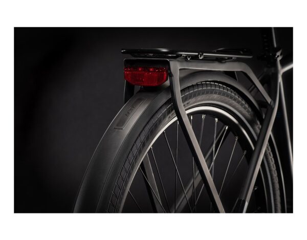 Cube Kathmandu Hybride Pro 625 noir et bleu – Image 6